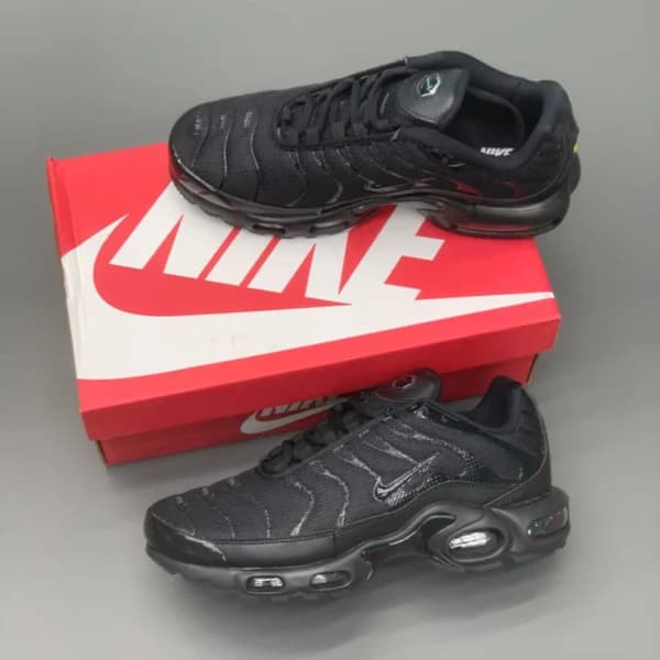 نایک تی ان ایرمکس پلاس مشکی Nike TN Air Max Plus — تصویر ۳