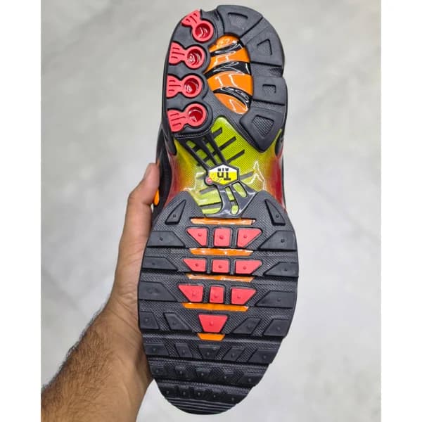 نایک تی ان ایرمکس پلاس مشکی قرمز آتشین Nike TN Air Max Plus — تصویر ۵