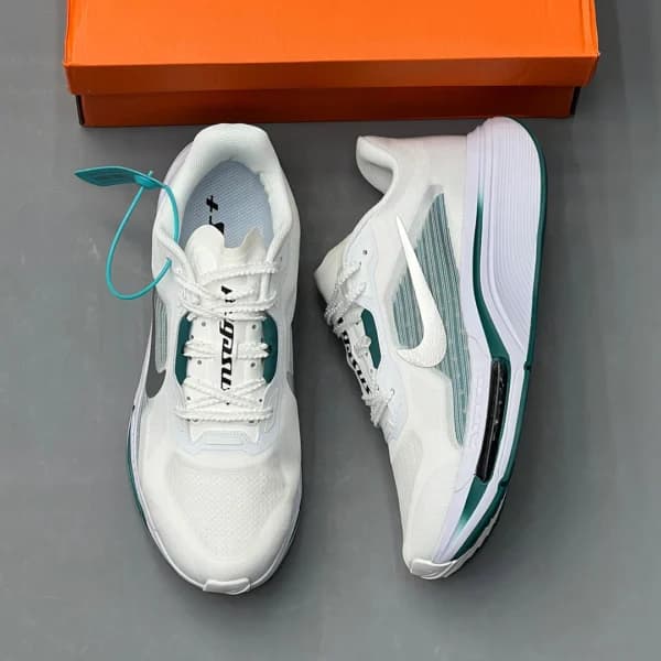 نایک پگاسوس پلاس سفید سبز Nike Pegasus Plus 2 — تصویر ۲