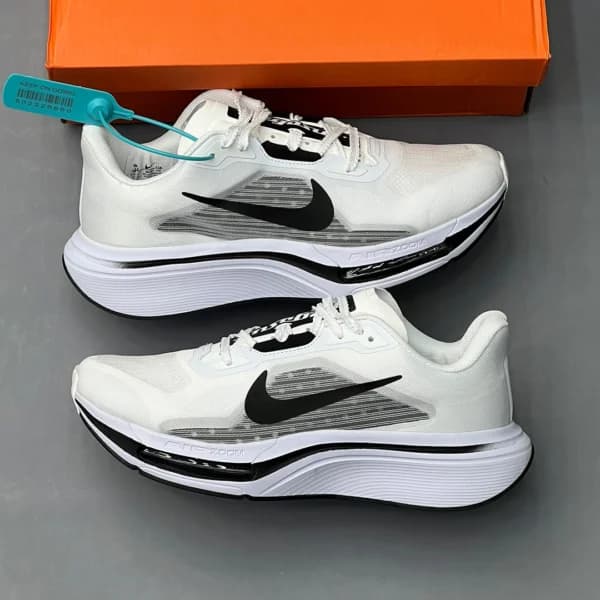 نایک پگاسوس پلاس سفید مشکی Nike Pegasus Plus 2