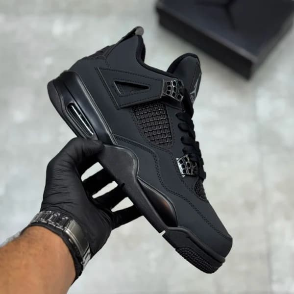 ایر جردن 4 Jordan 4 Retro Black Cat — تصویر ۲
