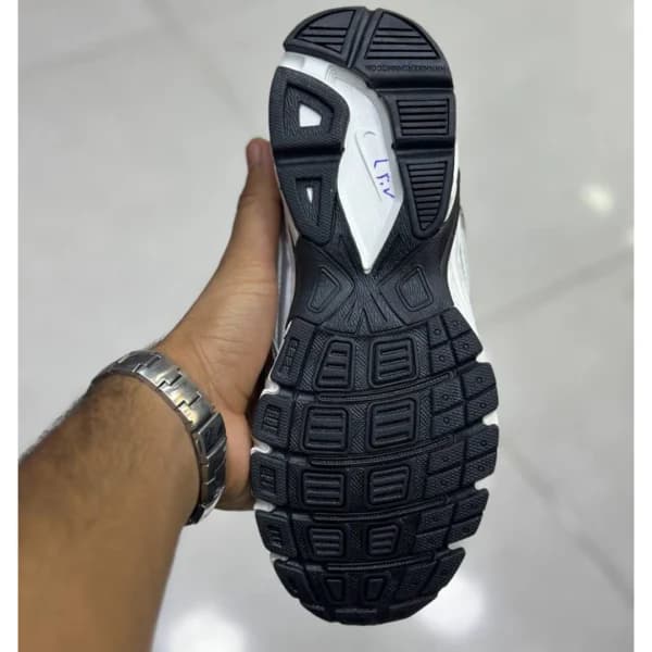 نایک اینیشیتور نقره‌ای خاکستری Nike Initiator Silver Grey — تصویر ۴