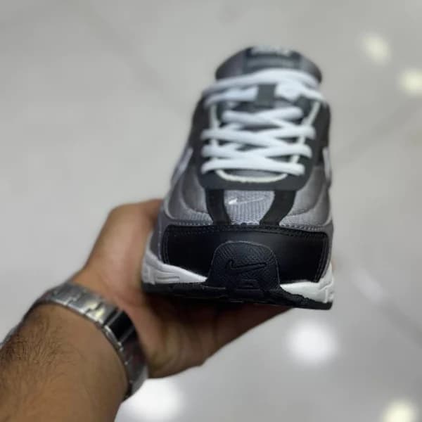 نایک اینیشیتور نقرهای خاکستری مشکی سفید Nike Initiator Anthracite Metallic Cool Grey IB3083-001 — تصویر ۴