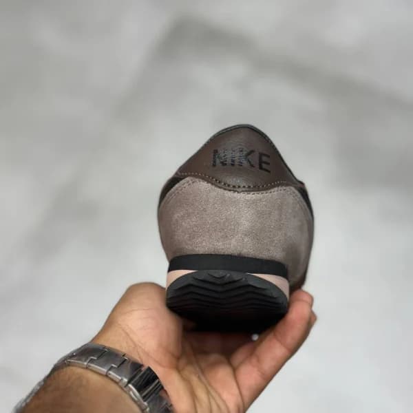 نایک کورتز قهوه‌ای مشکی ولوت Nike Cortez ’23 Velvet Brown FJ5180-200 — تصویر ۵