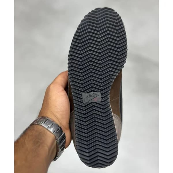 نایک کورتز قهوه‌ای مشکی ولوت Nike Cortez ’23 Velvet Brown FJ5180-200 — تصویر ۷