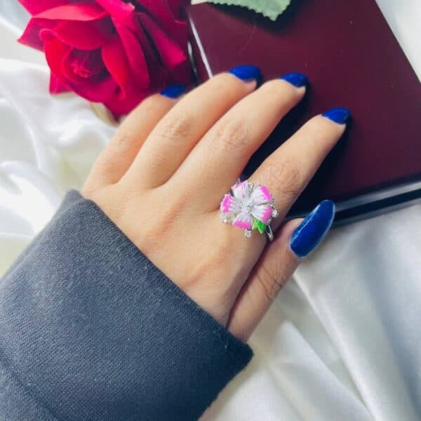 انگشتر نقره زنانه | مدل گلبرگ صورتی کد SWA275