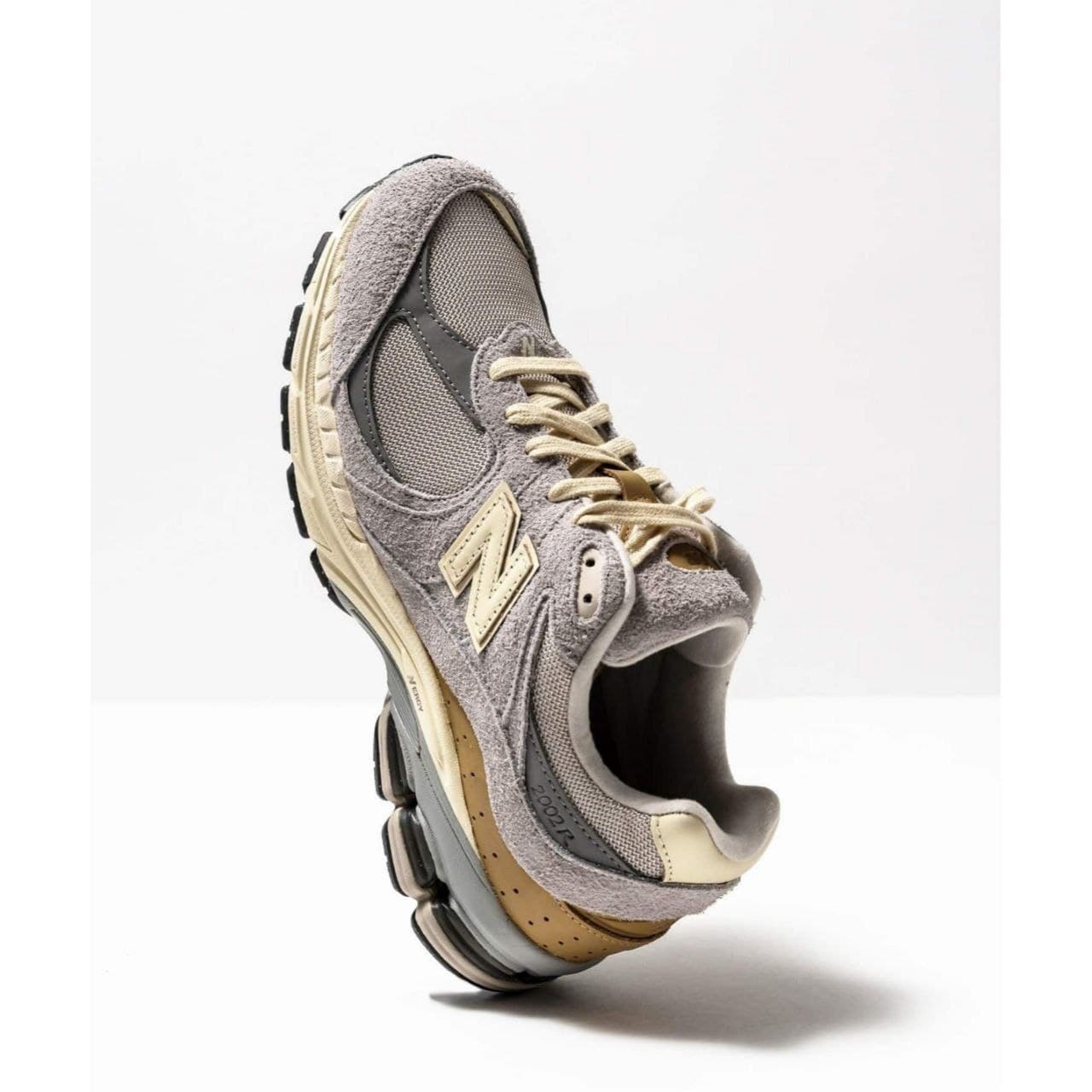 کفش نیوبالانس ۲۰۰۲ New balance 2002 R — تصویر ۵
