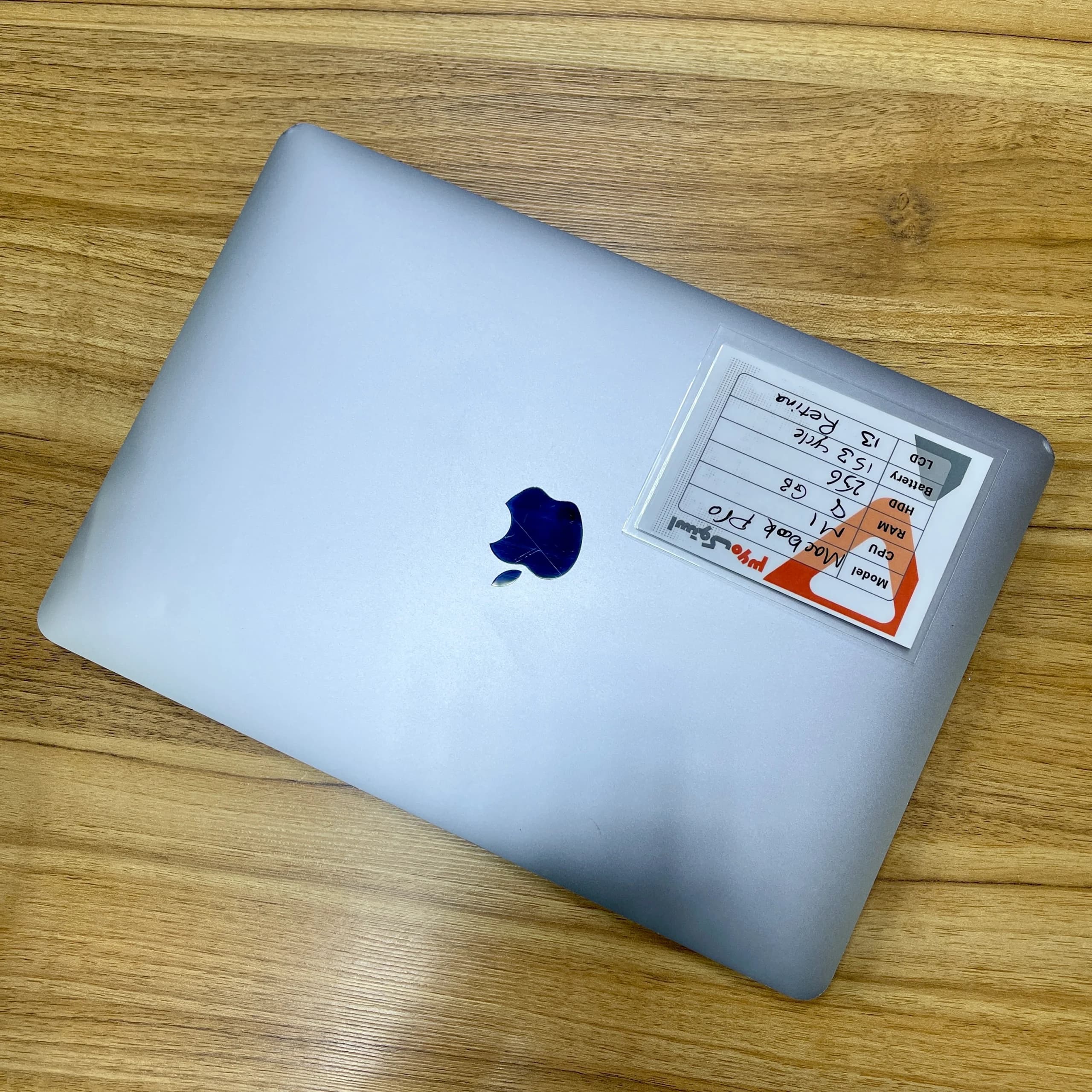 مک بوک پرو استوک 13.3 اینچی اپل مدل MacBook Pro (A2141) 2020- M1 – 8/256GB- نقره ای