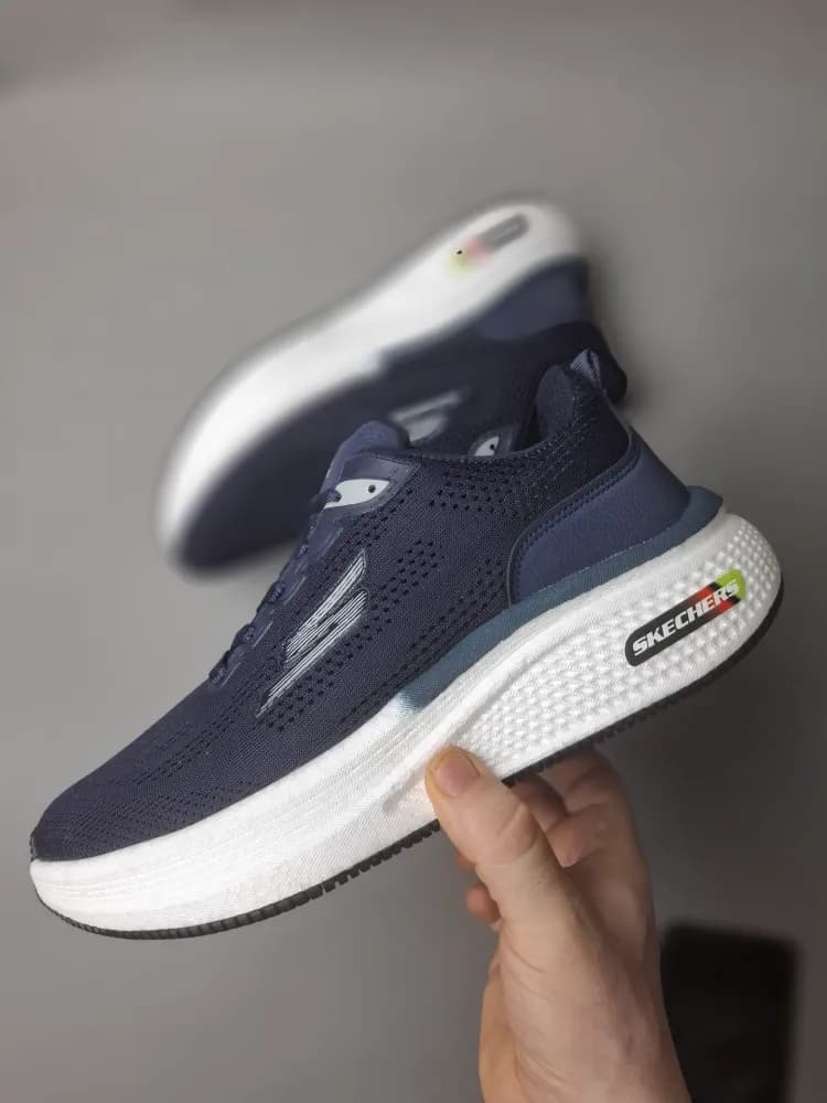 کتونی رانینگ و اسکیچرز زیره بامیکو (Skechers)مردانه وزنانه سرمه ای کد۱۱۷ — تصویر ۴
