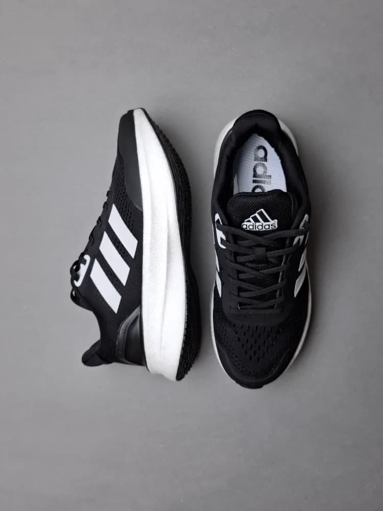 کتونی رانینگ ادیداس اولترابوست(Adidas Ultra Boost)مردانه مشکی کد۱۲۵ — تصویر ۲