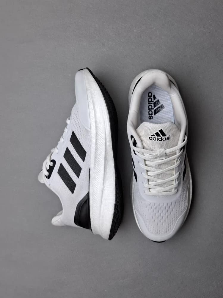 کتونی رانینگ ادیداس اولترابوست (Adidas Ultra Boost) مردانه سفید کد۱۲۶ — تصویر ۲