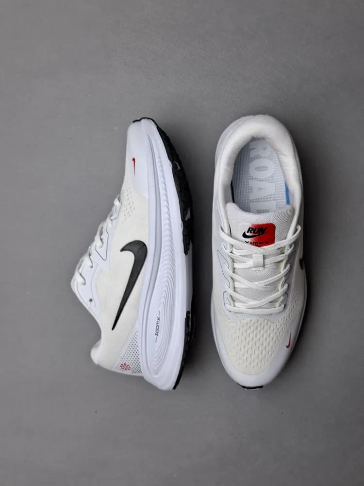 کتونی رانینگ نایک زوم زیره ایویا(Nike zoomx) زنانه و مردانه سفید کرم کد ۱۳۵ — تصویر ۳