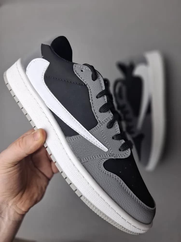 کتونی نایک جردن تراویس زیره nbr عطری(Travis nike) مردانه مشکی طوسی کد۱۷۰ — تصویر ۳