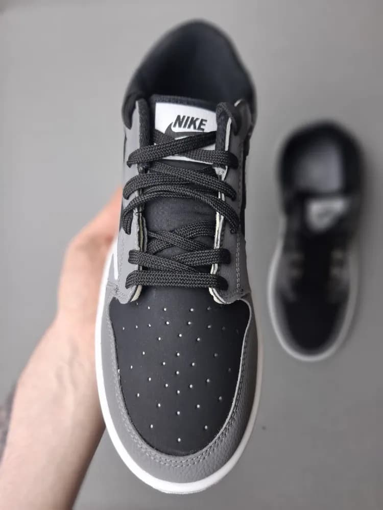 کتونی نایک جردن تراویس زیره nbr عطری(Travis nike) مردانه مشکی طوسی کد۱۷۰ — تصویر ۴