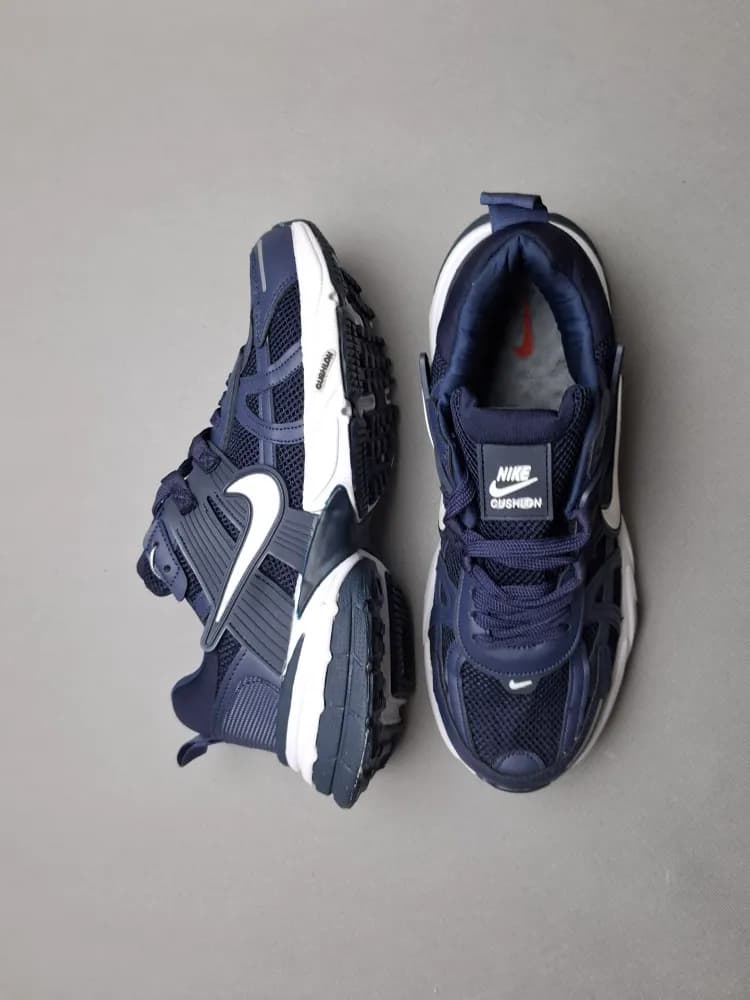 کتونی نایک وی تو کی زیره ایویا نرم سبک (nike v2k) مردانه سرمه ای کد۱۸۰ — تصویر ۴