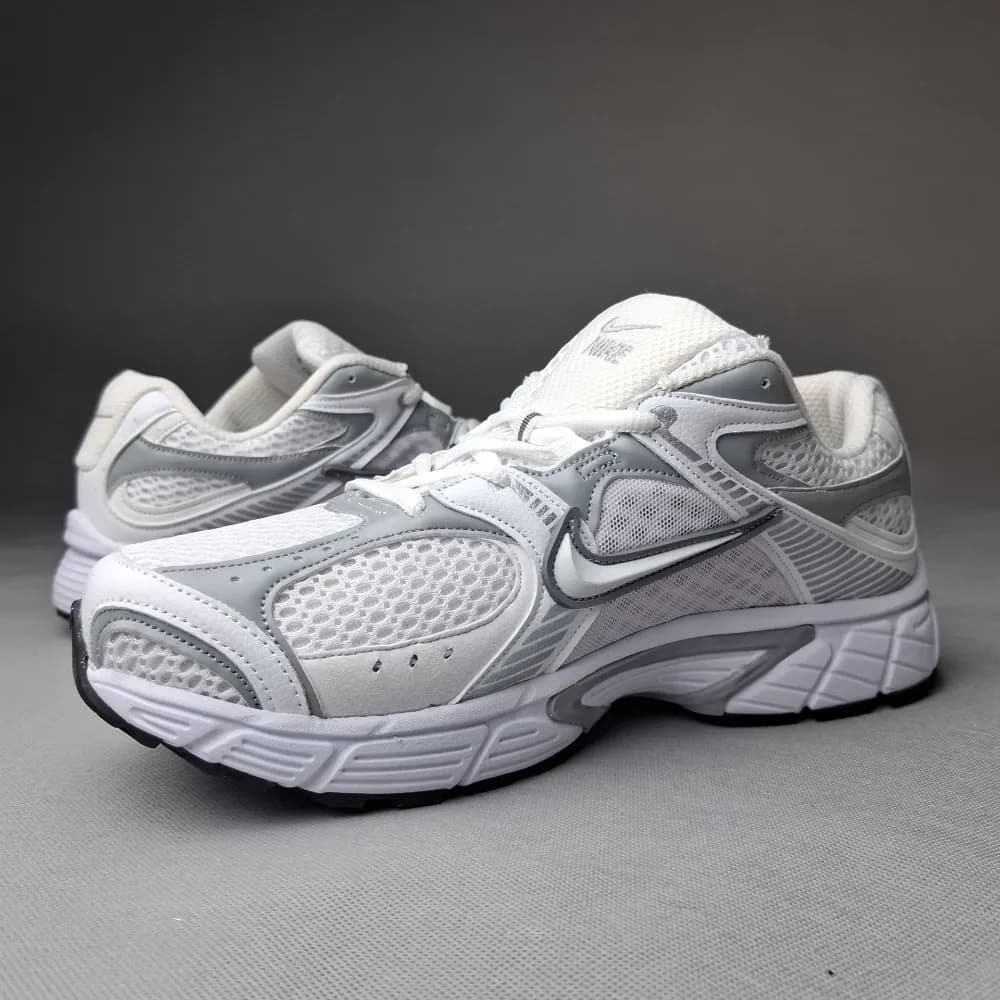 کتونی نایک وی فایو زیره ایویا نرم و سبک(Nike v5) مردانه سفید نقره ای کد۱۹۱