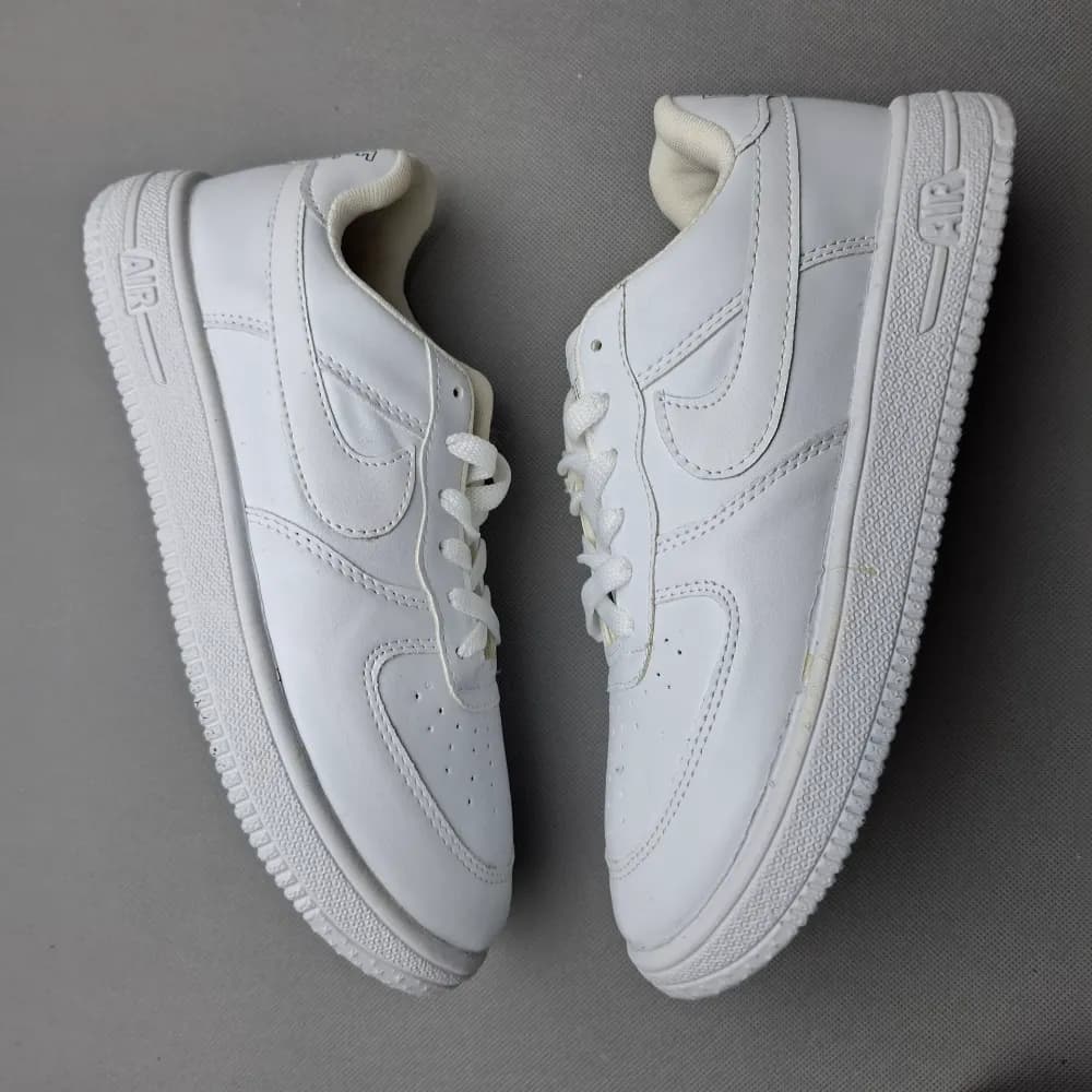 کتونی نایک ایر فورس مردانه و زنانه(nike air)سفید lv2 — تصویر ۲