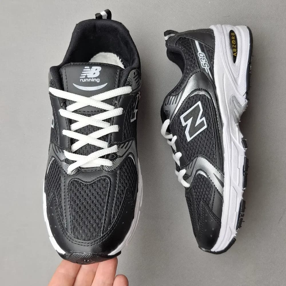 کتونی نیوبالانس۵۳۰ (New balance)زنانه و مردانه مشکی — تصویر ۴