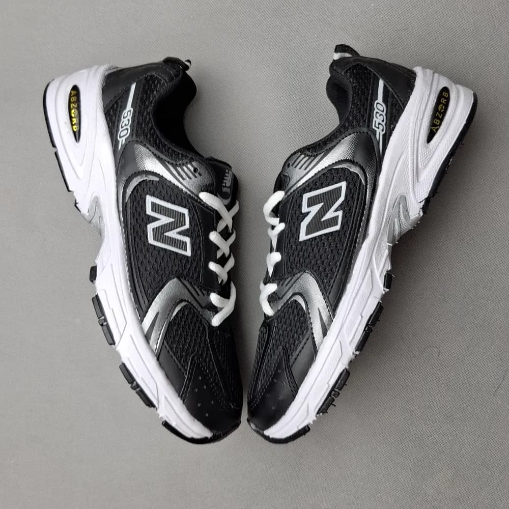 کتونی نیوبالانس۵۳۰ (New balance)زنانه و مردانه مشکی — تصویر ۲