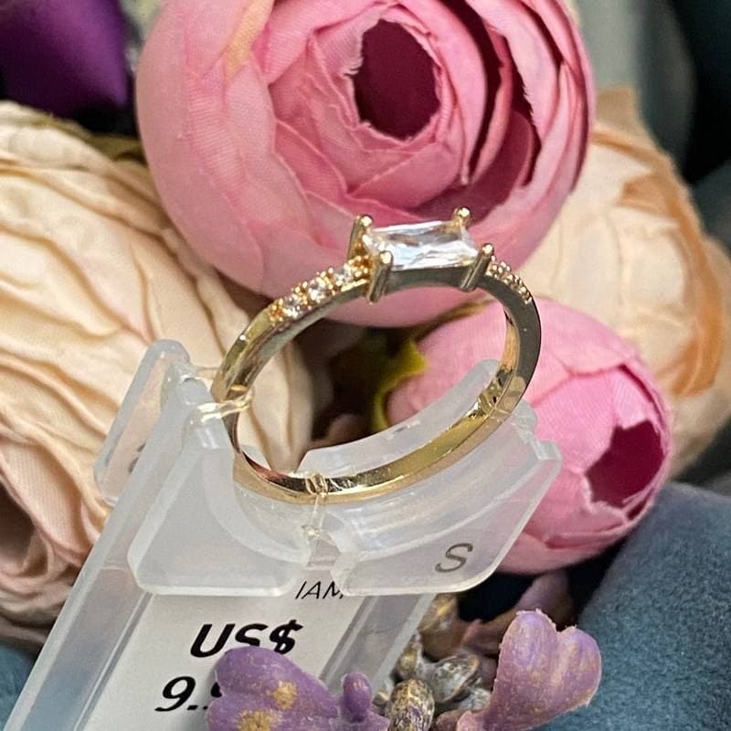 انگشتر تک کریستال — تصویر ۲