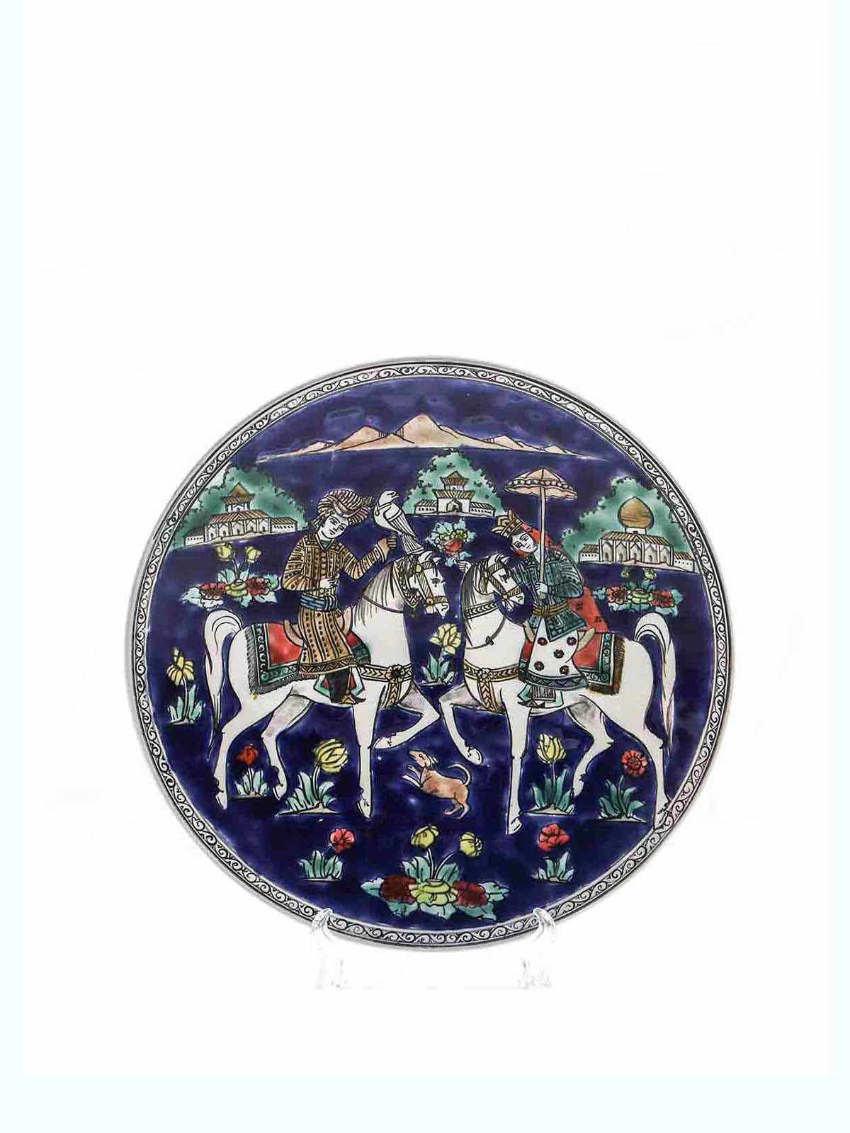 دیوارکوب سرامیکی دستساز طرح سوارکاران ایرانی قطر 30 سانتیمتر کد 40516