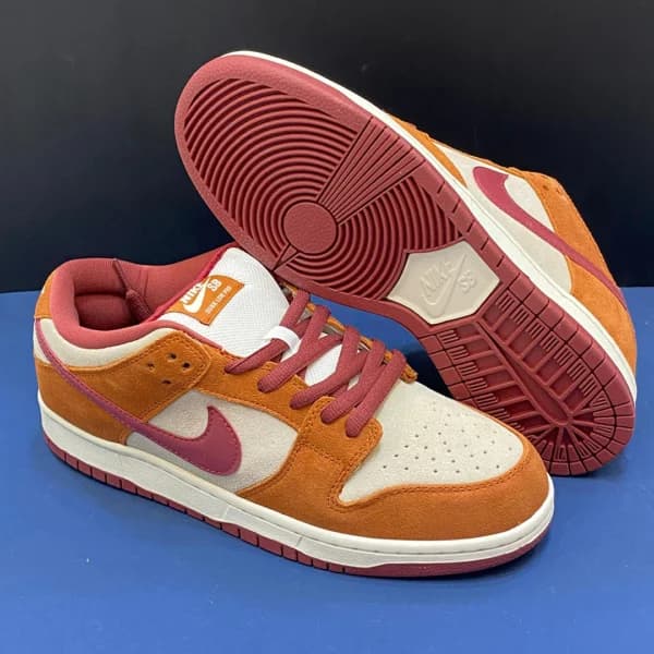 نایک اس بی دانک لو پرو دارک راست سیدر Nike SB Dunk Low Pro Dark Russet Cedar — تصویر ۳