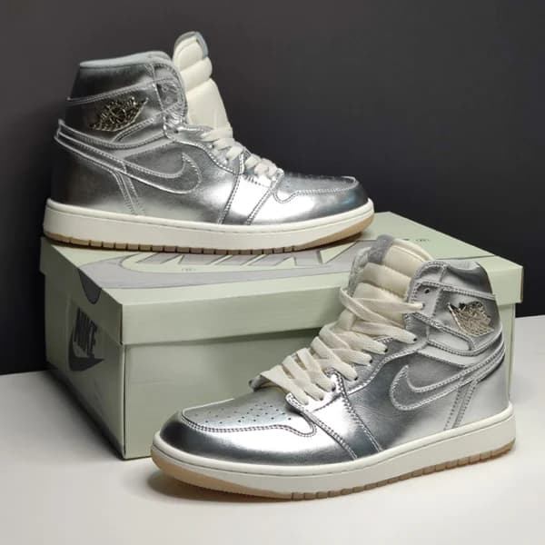 جردن وان های کروم Jordan 1 Retro High OG Chrome