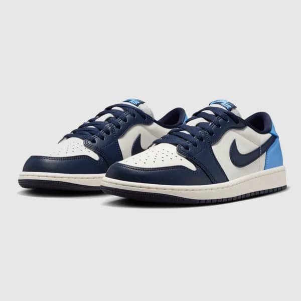 جردن وان لو ابسیدین یو ان سی Jordan 1 Low OG Obsidian UNC