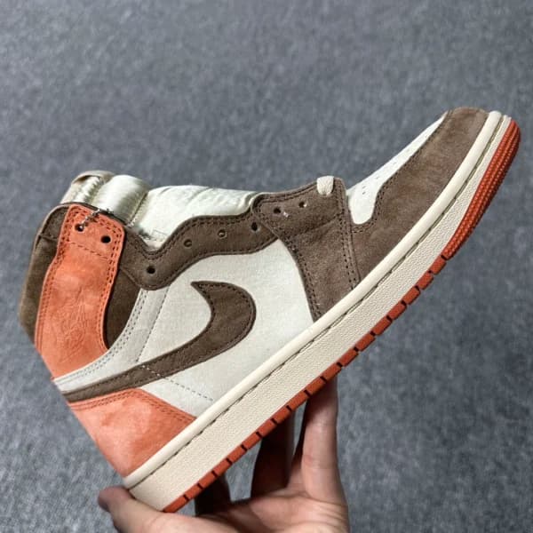 نایک ایر جردن وان های داستد کلی Jordan 1 Retro High OG SP Dusted Clay — تصویر ۲