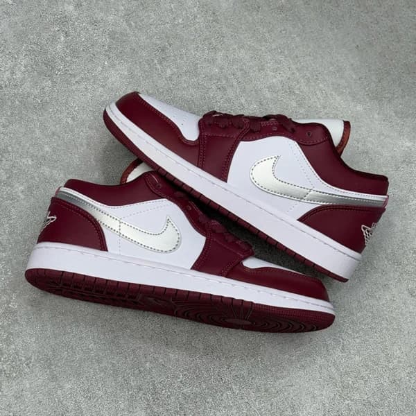 کفش نایک جردن وان لو سفید زرشکی Jordan 1 Low White Bordeaux
