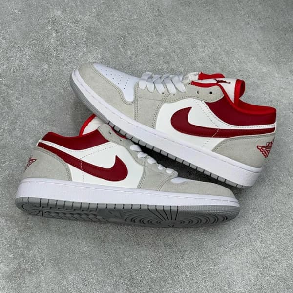 نایک جردن وان لو طوسی قرمز Jordan 1 Low Light Smoke Grey Gym Red