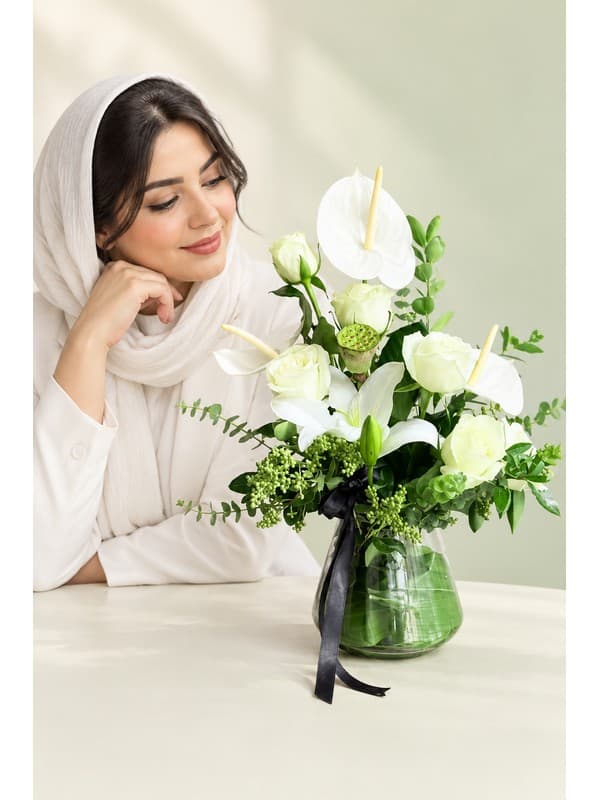 تاج گل کلاسیک برای مراسم ترحیم | مدل آفتاهن | گل فروشی آنلاین دل