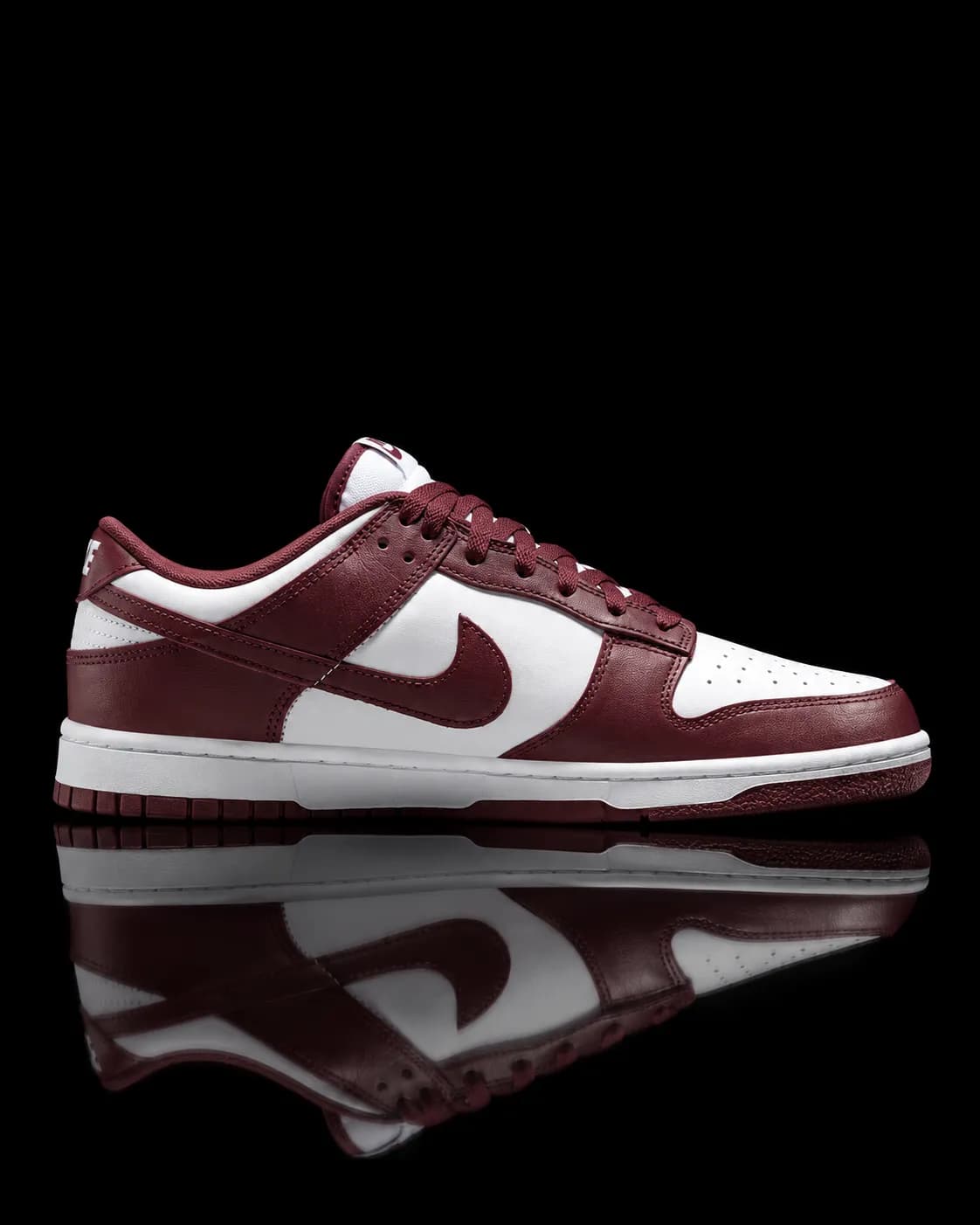 نایک SB Dunk Low Team Red سفید زرشکی