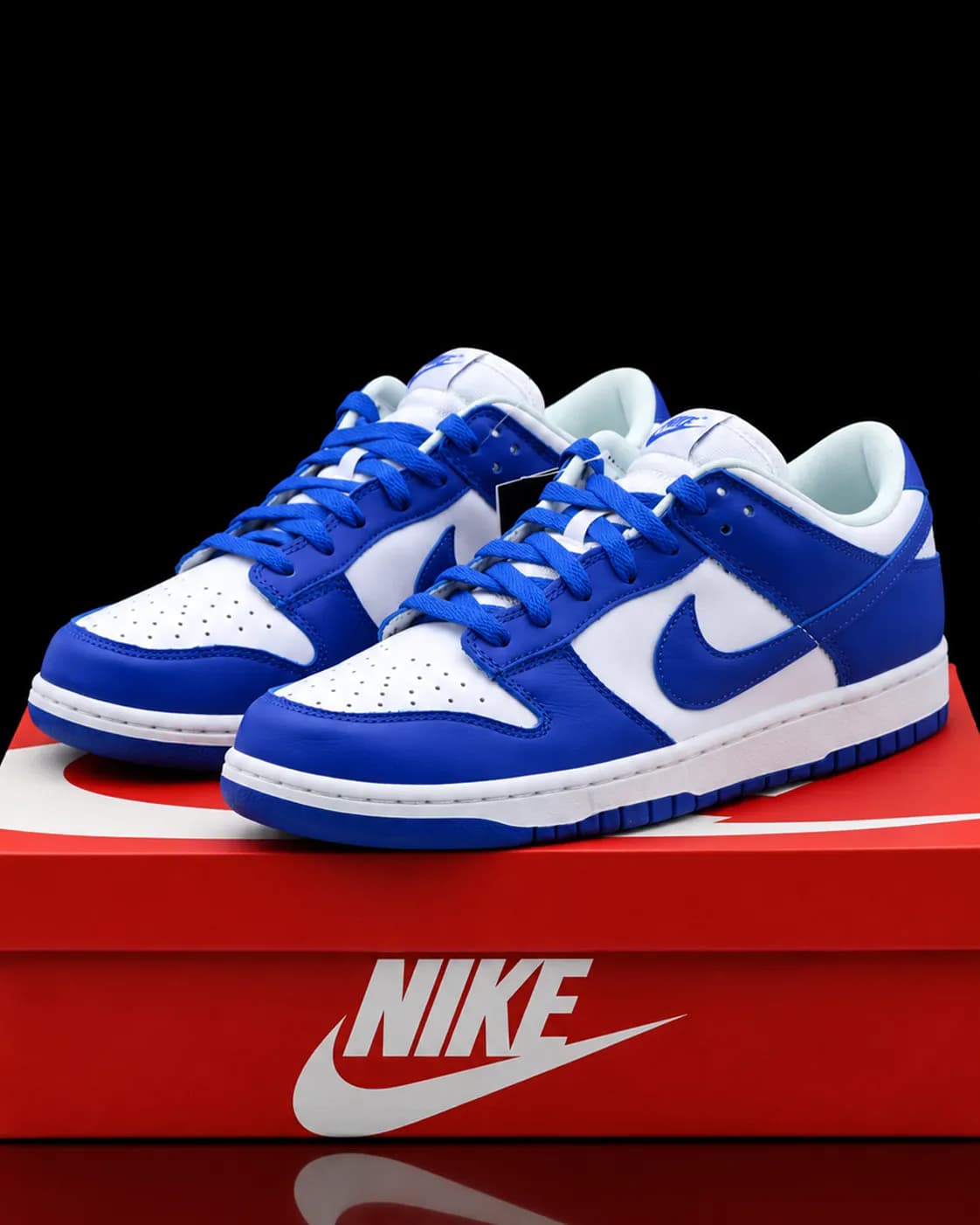 نایک SB Dunk Low Kentucky Varsity Royal سفید آبی — تصویر ۲