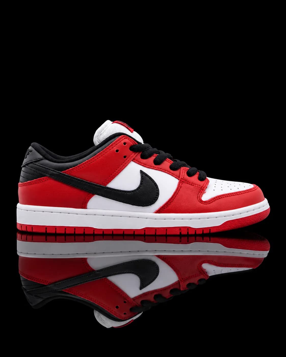 نایک SB Dunk Low Chicago سفید قرمز