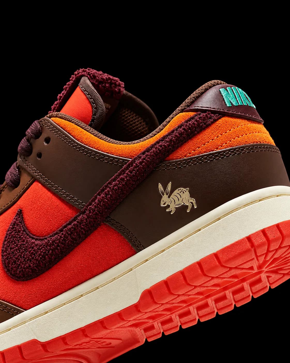 نایک SB Dunk Low Year of the Rabbit قهوه‌ای نارنجی — تصویر ۶
