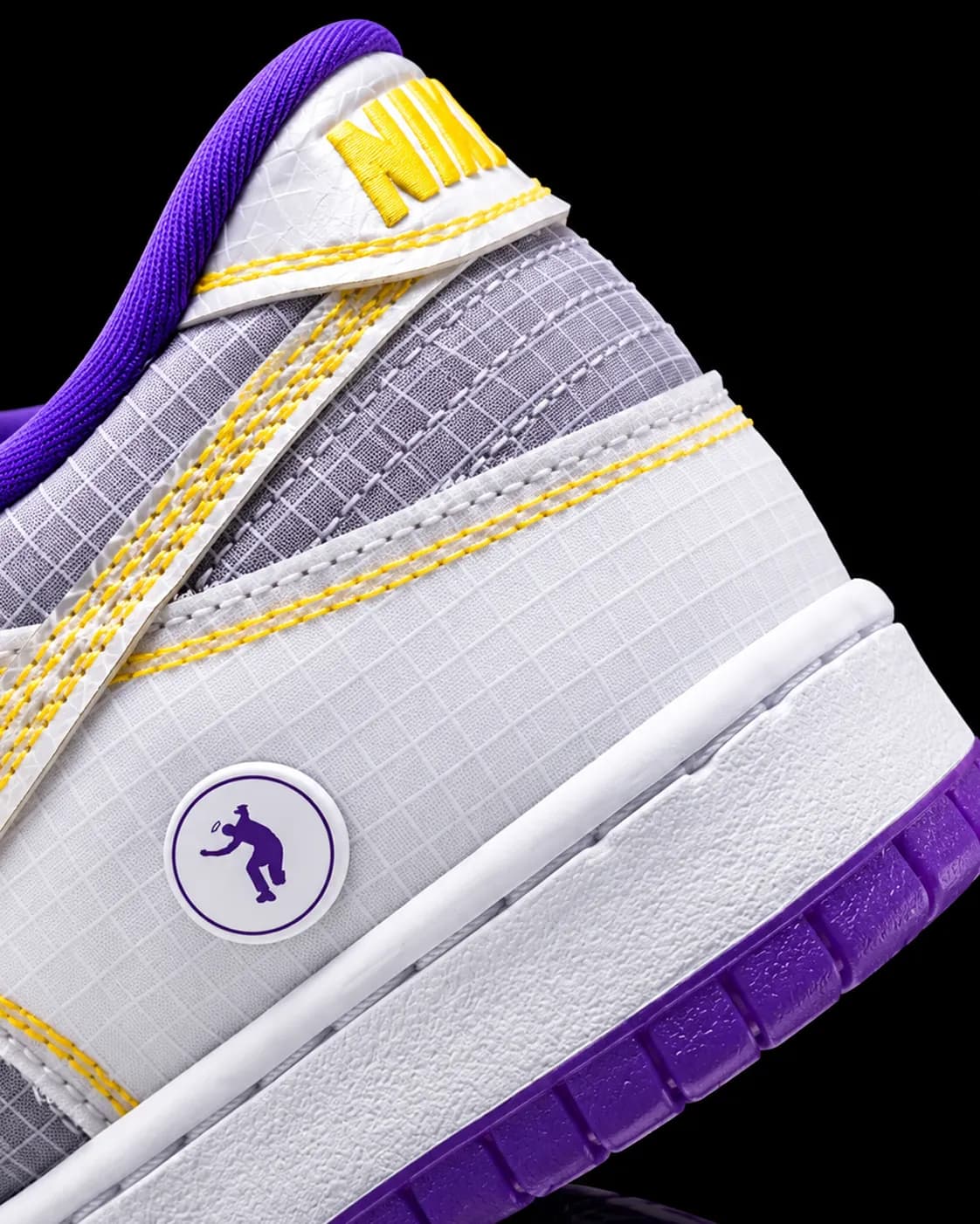 نایک SB Dunk Low Union Passport Pack سفید بنفش — تصویر ۴