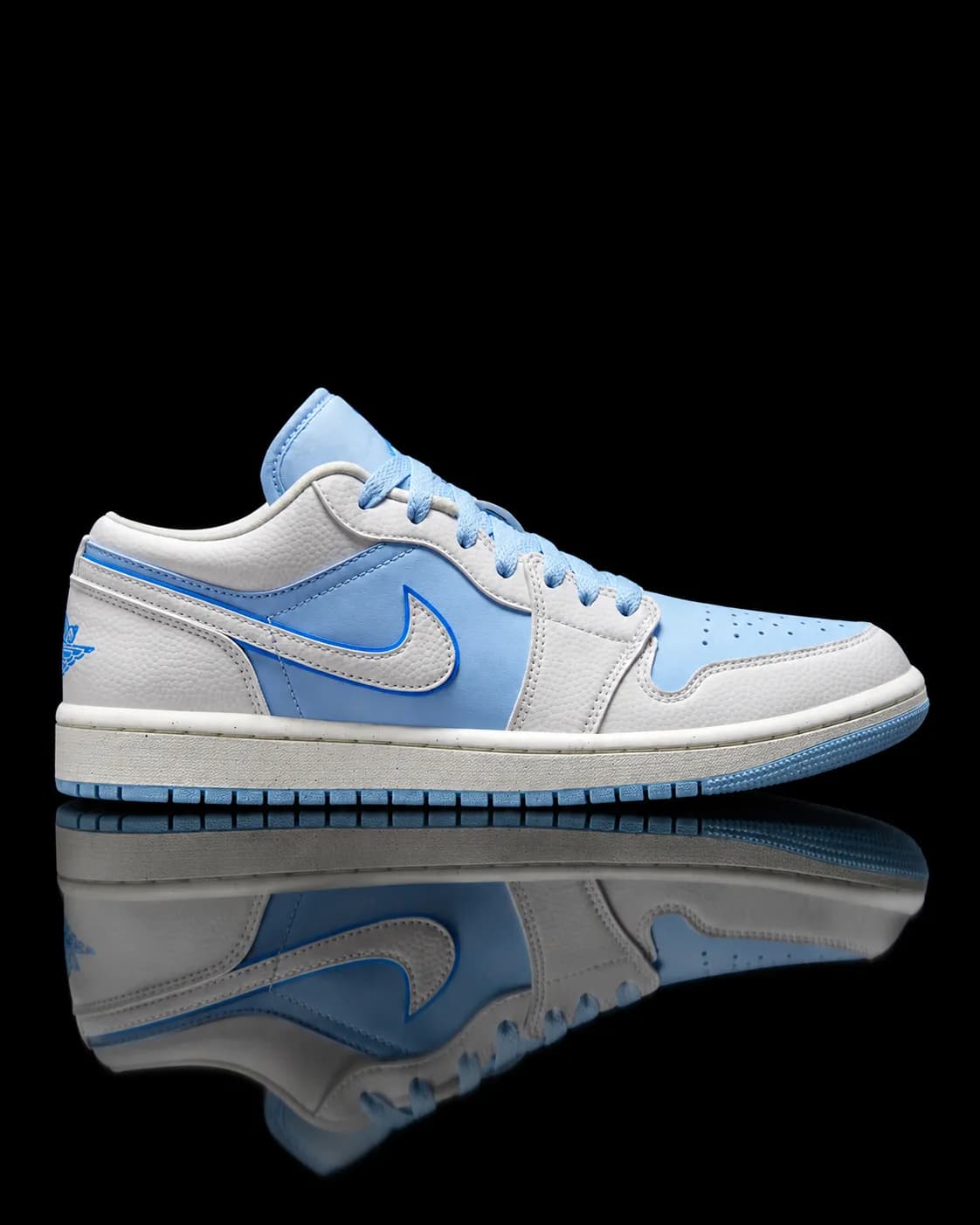 ایر جردن وان Reverse Ice Blue