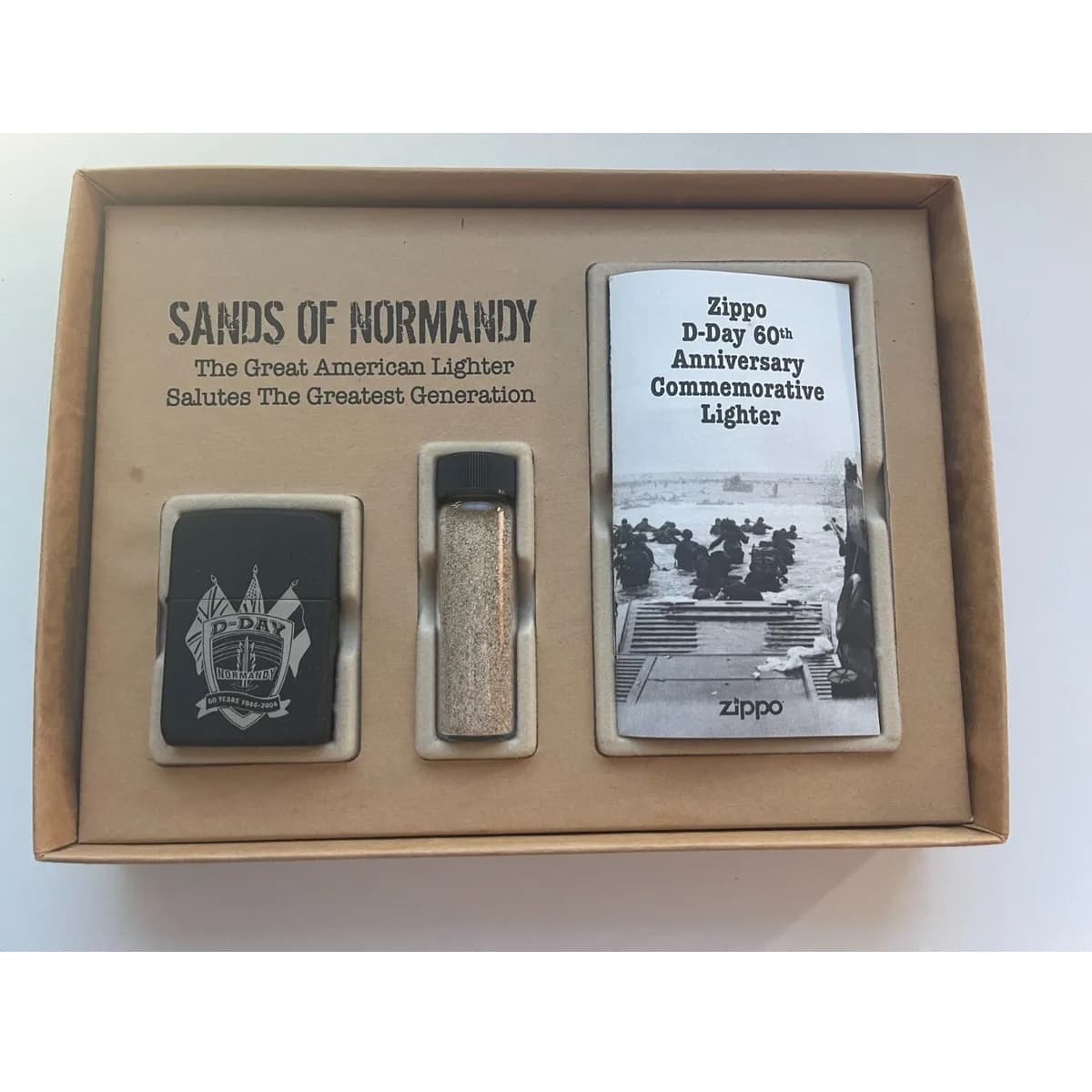 فندک زیپو کلکسیونی ماسه های نورماندی – Original Zippo Sands Of Normandy — تصویر ۵