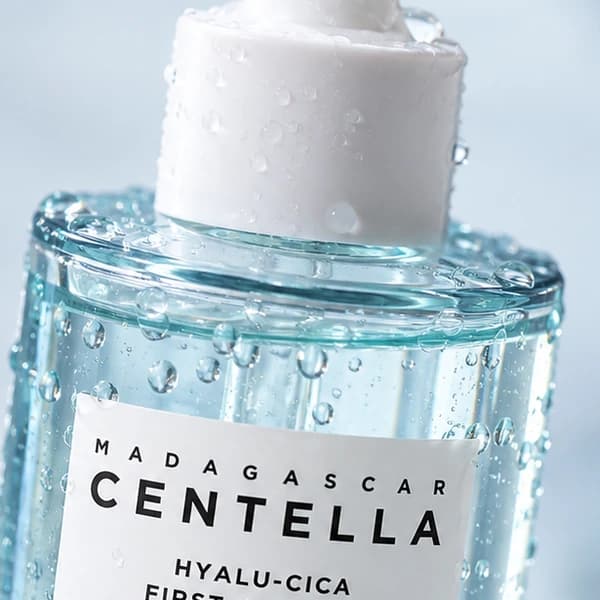 آمپول آبرسان اسکین 1004 مدل Hyalu-Cica First Ampoule حجم 50 میلی‌لیتر — تصویر ۳