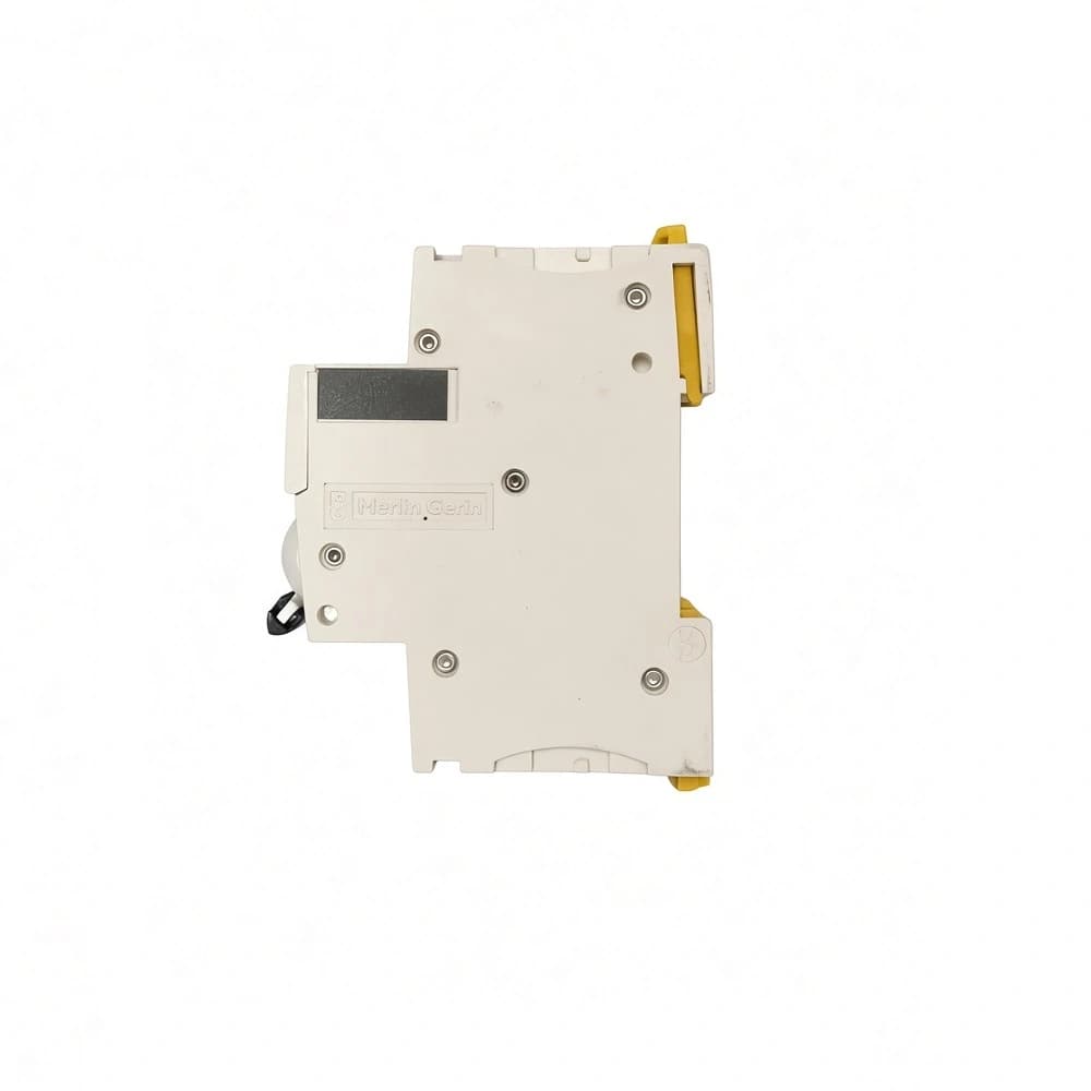 فیوز مینیاتوری اشنایدر 40 آمپر تک پل تیپ C سری iC60N قدرت قطع 10kA — تصویر ۳