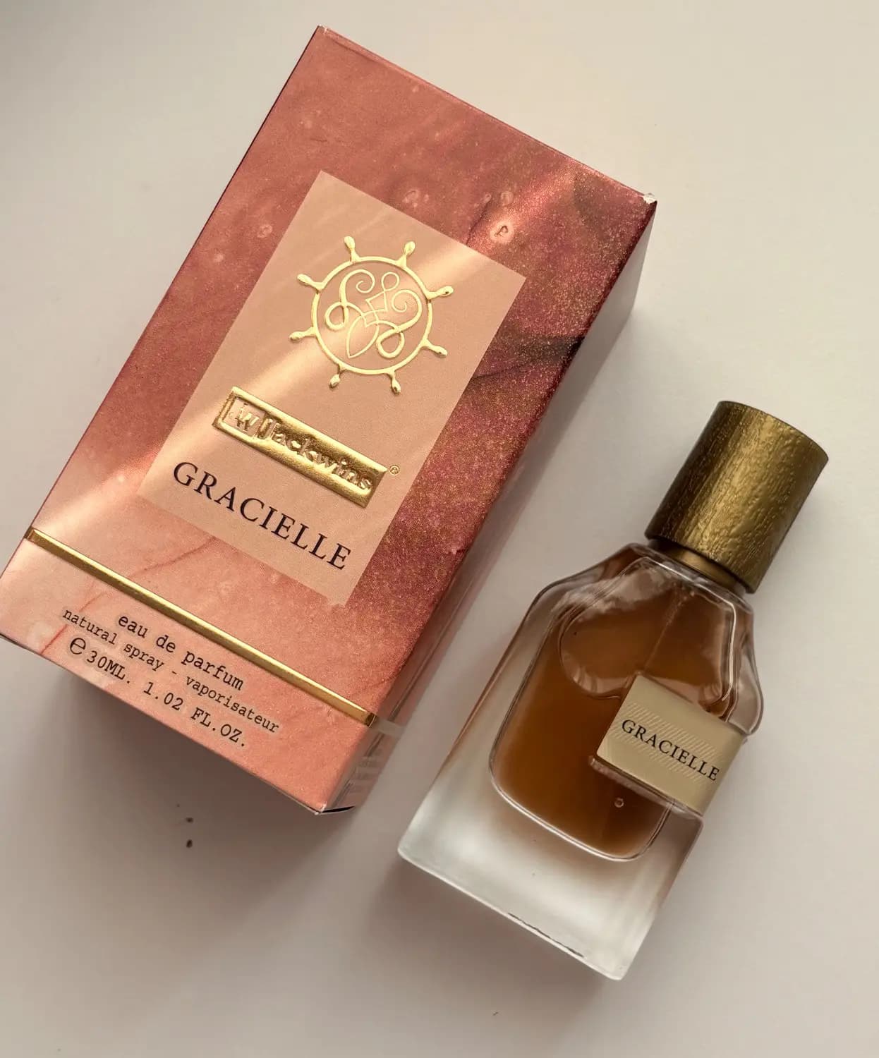 عطر سی میل امواج گایدنس جسیکاتویین