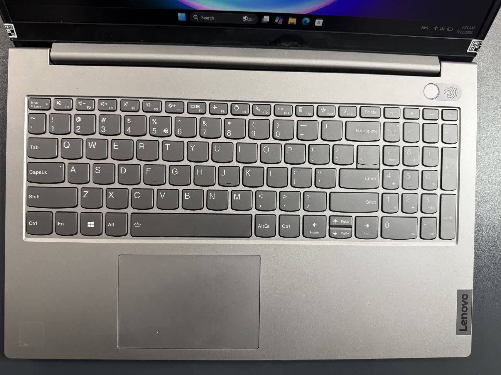 لپ‌ تاپ استوک Lenovo Thinkbook 20VE/نسل11 Core i5/رم16/حافظه256 - دنیای لپتاپ استوک آرکام — تصویر ۳