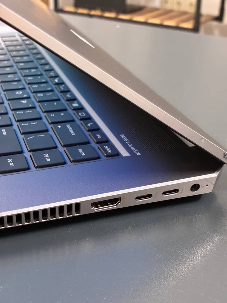 لپ‌ تاپ استوک HP Zbook Studio G5 /نسل8/رم16/حافظه256 - دنیای لپتاپ استوک آرکام
