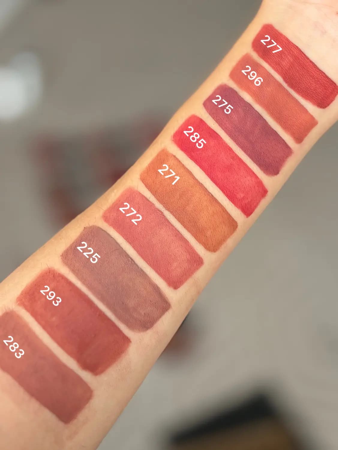 رژلب مایع ویولت violet — تصویر ۴