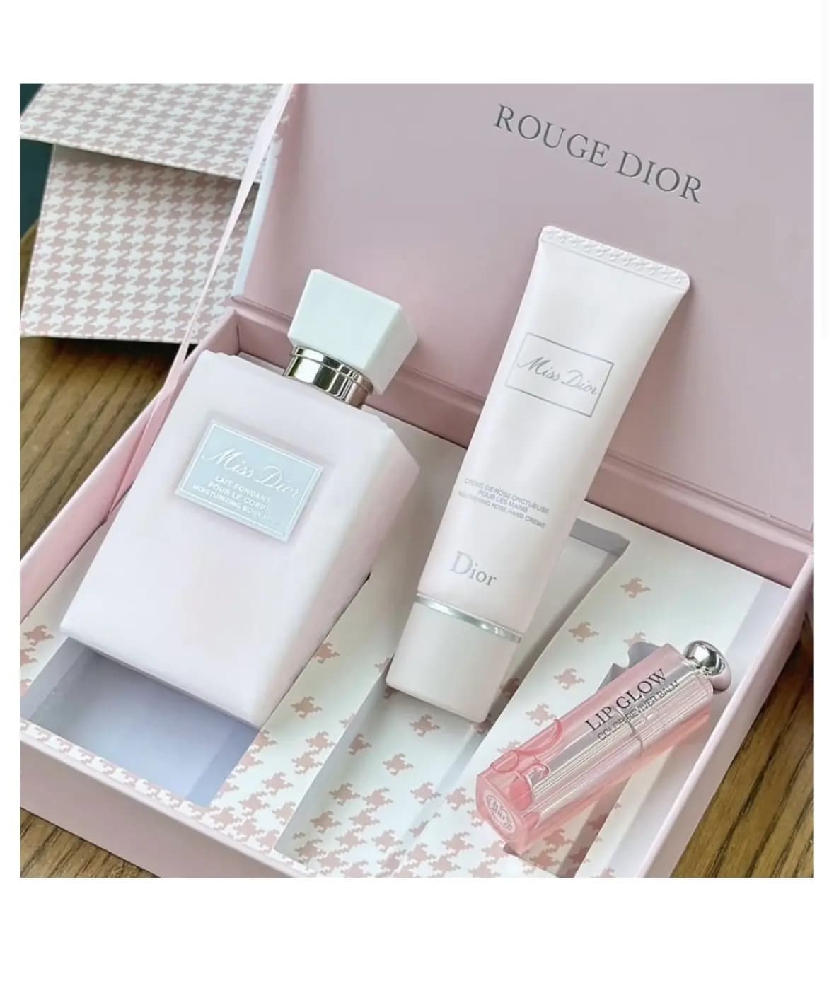 پک مراقبتی بدن Dior 🎀 — تصویر ۲