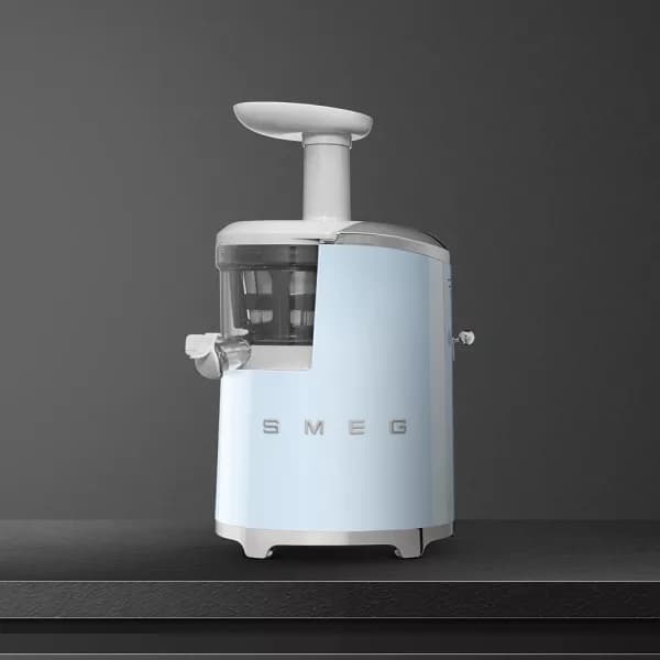 عصاره گیر و آبمیوه گیری اسمگ آبی مدل Smeg SJF01BP — تصویر ۵