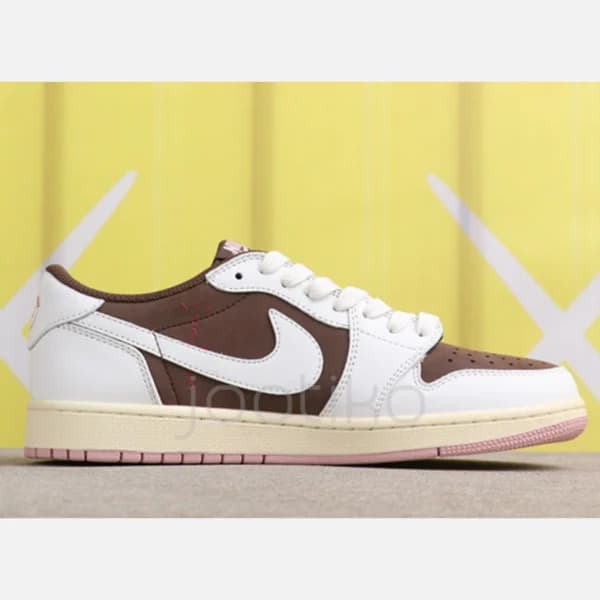جردن وان لو Travis Scott x Air Jordan 1 Low OG Dark Pony Pink دارک پونی پینک — تصویر ۲