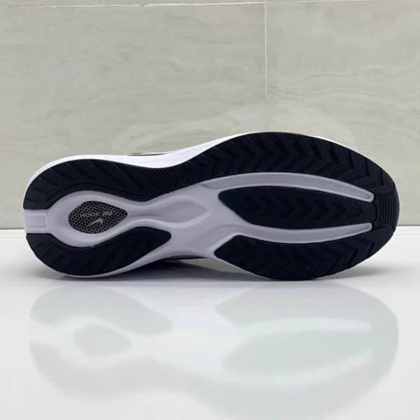 کفش نایک ایر زوم وین فلو Nike Air Zoom Winflo V2 — تصویر ۶