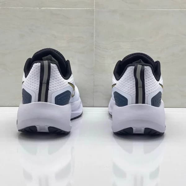 کفش نایک ایر زوم وین فلو Nike Air Zoom Winflo V2 — تصویر ۵
